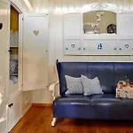 Pipowagen De Luxe * Heythuysen