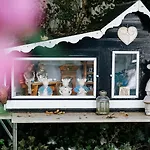 Holiday home Pipowagen De Luxe, Prive Hottub En Zwembad