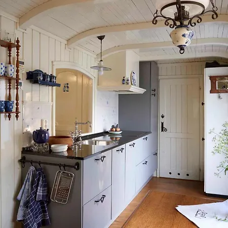 Pipowagen De Luxe, Prive Hottub En Zwembad Holiday home