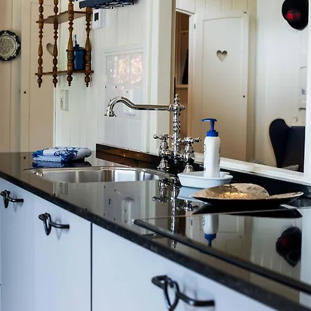 Pipowagen De Luxe * Heythuysen