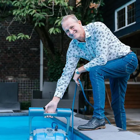Pipowagen De Luxe, Prive Hottub En Zwembad Heythuysen