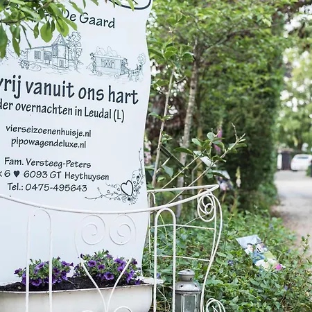 Pipowagen De Luxe, Prive Hottub En Zwembad Dom wakacyjny *