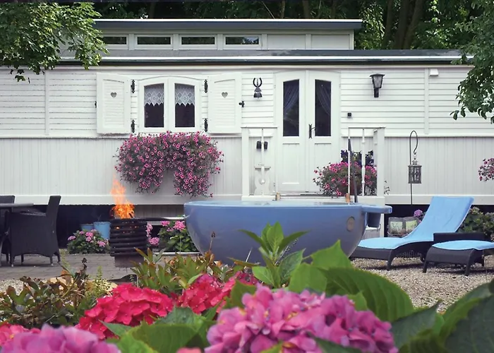 Vakantiehuis Pipowagen De Luxe *