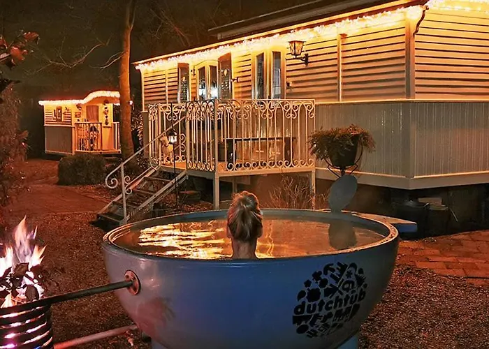 Pipowagen De Luxe Vakantiehuis Heythuysen